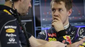 Vettel, ganador de los &uacute;ltimos cuatro t&iacute;tulos, tiene problemas evidentes en su RB10.