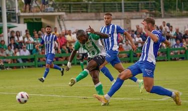 El Alavés se estrena con victoria
