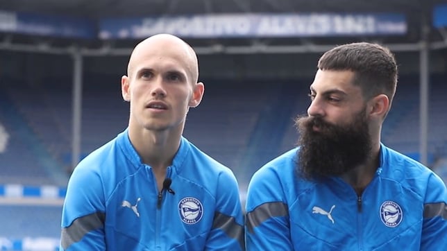 Tenaglia y Guridi son ya centenarios con el club vitoriano