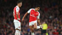La curiosa petición de un ídolo de Arsenal que afecta a Alexis y Özil