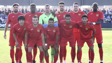 Borja Lázaro y Caballero, entre los 24 del Fuenlabrada en Oliva