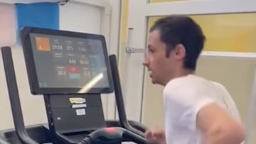 Kilian Jornet en una cinta de correr