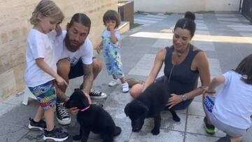 Sergio Ramos y Pilar Rubio presentan a los nuevos miembros de su familia