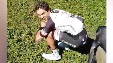 ¡Genio! Dumoulin vuelve al lugar de su famoso 'apretón' en el Giro