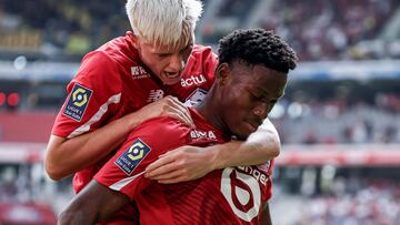 Tras quedar en el top 3 de m¨¢ximos anotadores la temporada pasada en Ligue 1, solamente por debajo de Mbapp¨¦ y Lacazette, despert¨® el inter¨¦s de muchos clubes grandes en Europa.