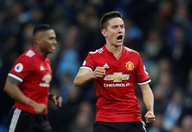 Man United's Herrera denies spitting on City crest