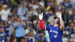 Alejandro Kirk, a un cuadrangular de hacer historia, y no sólo para los mexicanos