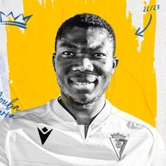 El Cádiz refuerza el centro del campo con Youba Diarra