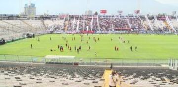 Cerca de 5 mil hinchas asistieron al Monumental para apoyar a Colo Colo antes del partido con Universidad Católica.