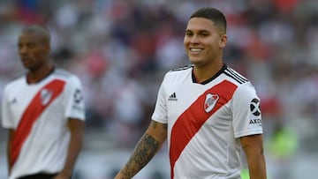 Juan Fernando Quintero podría llegar al Ajax la próxima temporada