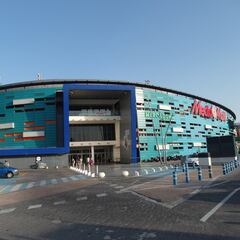 Un hombre se esconde en un centro comercial en Nochevieja y roba 10.000 euros