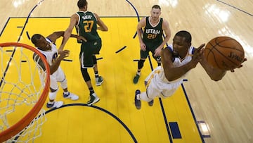 Muy fácil: los Warriors arrollan a los Jazz sin pisar el acelerador