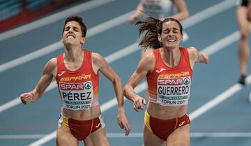 Marta Pérez y Esther Guerrero.