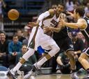 Los Bucks tiran de orgullo para remontar a los Brooklyn Nets