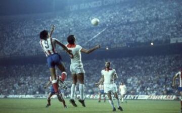 El 28 de septiembre de 1977 el Atlético de Madrid tenía que remontar el 2-1 de la ida al Dinamo Bucarest en la primera ronda de la Copa de Europa. Los del Manzanares ganaron 2-0 en el Calderón con goles de Benegas y Rubén Cano.