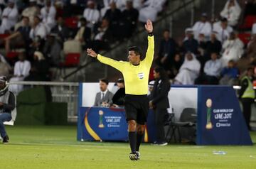 Here comes the controversy: it looked like Casemiro had made it 1-0, but the VAR showed that it was off-side from Benzema.