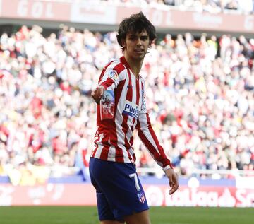 Atlético de Madrid 2-1 Sevilla | Robo de Koke en la salida de balón de los sevillistas, vio la llegada por la izquierda Joao y le cedió la pelota para que rematese y batir a Vaclík.