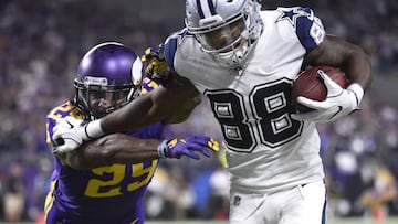 MINNEAPOLIS, MN - DECEMBER 1: Dez Bryant #88 of the Dallas Cowboys fends off Xavier Rhodes #29 of the Minnesota Vikings to score a go-ahead touchdown in the fourth quarter of the game on December 1, 2016 at US Bank Stadium in Minneapolis, Minnesota. Hannah Foslien/Getty Images/AFP
== FOR NEWSPAPERS, INTERNET, TELCOS & TELEVISION USE ONLY ==