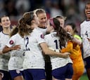 ¿Quién ha ganado más títulos en la historia del fútbol femenino, USWNT o Brasil?