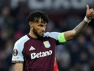 Soccer Football - UEFA Europa League - Aston Villa v RB Salzburg - Villa Park, Birmingham, Britain - January 29, 2026 Aston Villa's Tyrone Mings reacts REUTERS/Isabel Infantes