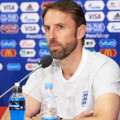 Southgate elogia a Falcao y no descarta los penaltis