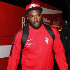 Babin hará más de 16.500 kilómetros por estar en Riazor