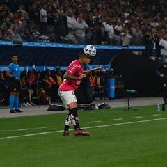 “A todos nos llama la atención que no esté en la Roja... Me dijo que cuando llegue la oportunidad, no la va a soltar”