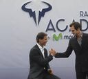 Federer se postula para la Rafa Nadal Academy y le responden: "¿Nos enviaría su currículum?"