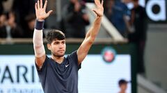 Who does Carlos Alcaraz play next and when in French Open 2024?