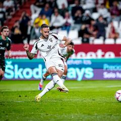 Higinio puede volver a la convocatoria ante el Oviedo