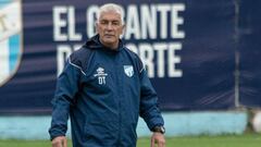 Oficial: Omar De Felippe deja de ser el DT de Atlético Tucumán