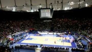 <b>VISTALEGRE DICTA SENTENCIA. </b>El Madrid intentará congraciarse hoy con su afición tras un mal año.