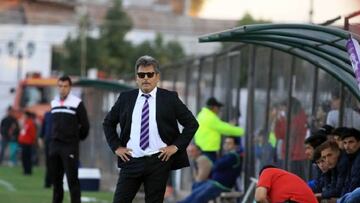 “Estoy esperando la oportunidad, quiero volver a dirigir en Chile... Este trabajo es lo que más me apasiona”