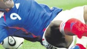 Fatal percance el de Cissé que ha sufrido una grave lesión.