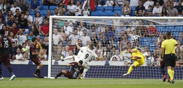 Benzema marcó el 1-0 en el primer minuto de partido.

