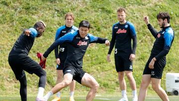 Soccer Football - Champions League - Napoli Training - Centro Sportivo Castel Volturno, Naples, Italy - April 17, 2023 Napoli's Kim Min-jae with teammates during training REUTERS/Ciro De Luca