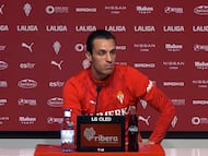 05-02-26. BRIAN OLIVÁN, JUGADOR DEL SPORTING, EN LA SALA DE PRENSA DE MAREO.