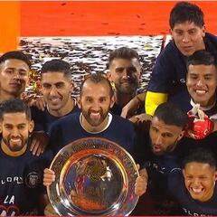 Noche de Barcos y Apertura