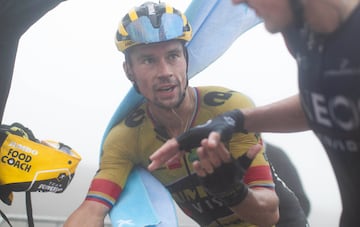 La lluviosa llegada al Pico Jano en imágenes