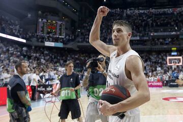 Jaycee Carroll celebra la victoria.