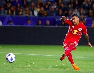 ‘Kaku’ Romero aprende, juega, sonríe y no pone excusas