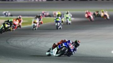 Jorge Lorenzo lideró la carrera de MotoGP desde la salida.