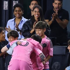 El emotivo festejo de Messi junto a su familia tras la victoria en Concachampions