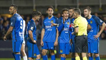 26/10/17 PARTIDO COPA DEL REY DIECISEISAVOS IDA
FUENLABRADA - REAL MADRID
SEGUNDO GOL PENALTI LUCAS VAZQUEZ 0-2
TARJETA ROJA EXPULSION PACO CANDELA DOBLE AMARILLA
ARBITRO IGLESIAS VILLANUEVA
PUBLICADA 29/10/17 NA MA40 2COL