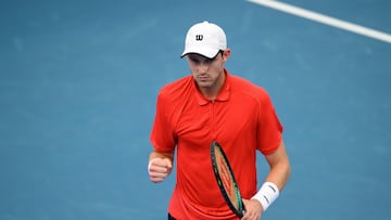 Sydney (Australia), 02/01/2024.- Nicolas Jarry of Chile celebrates winning the first set in action against Stefanos Sakellaridis of Greece during their Group B men's match of the 2024 United Cup at Ken Rosewall Arena in Sydney, Australia, 02 January 2024. (Tenis, Grecia) EFE/EPA/STEVEN MARKHAM AUSTRALIA AND NEW ZEALAND OUT