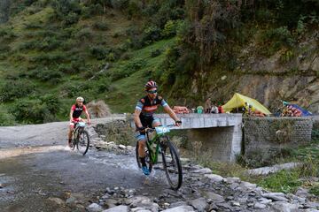 Decimotercera edición del cross country anual que recorre el Distrito de Kangra en el estado de Himachal Pradesh, India. En la foto, Cory Wallace.