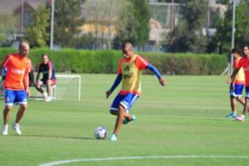 Guzmán Pereira pretende mantenerse en el equipo titular, a pesar de la recuperación de Martínez.