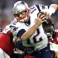 Tom Brady va por las mil yardas... por tierra