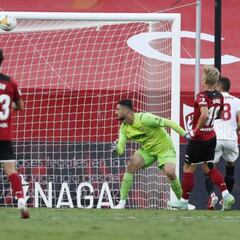 Aprobados y suspensos: Golpe al Valencia y a Mamardashvili