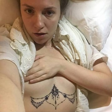 Uno de los tatuajes de la actriz Lena Dunham, el primero que le hizo una tatuadora feminista como ella misma revel¨® en Instagram cuando lo mostr¨® por primera vez.
